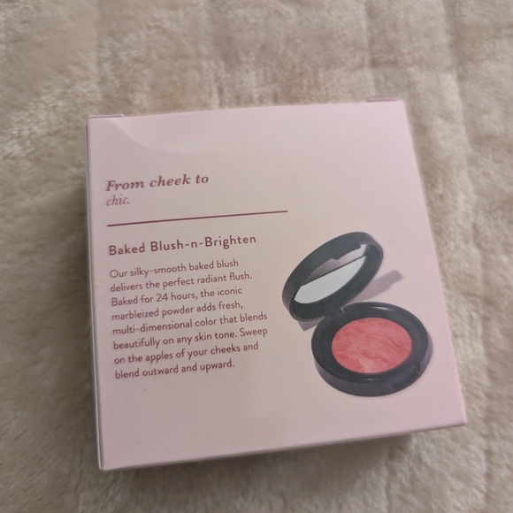 Laura Geller Marbleized Blush - Pink - Picture 3 of 6